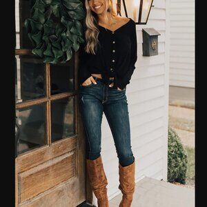 EUC VISITING VAIL WAFFLE KNIT SHIFT TOP IN BLACK